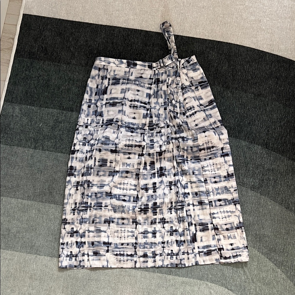 Brand New Banana Republic Abstract A-Line Skirt - Black and White